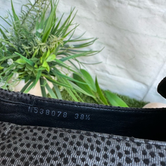 AGL🔴pointed toe flats black extra soft size 8.5 gently used - Picture 10 of 10